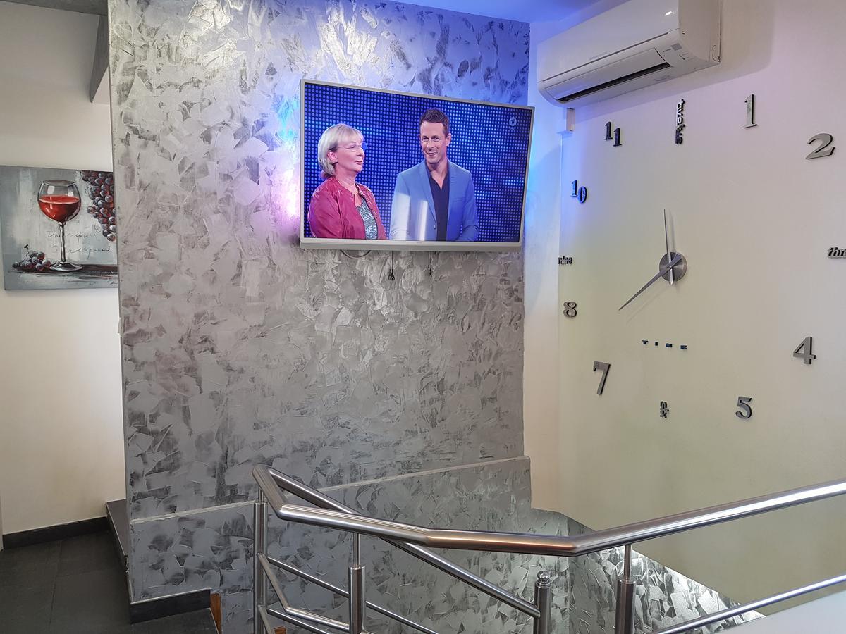 Palladium City Center Apartments マカルスカ エクステリア 写真