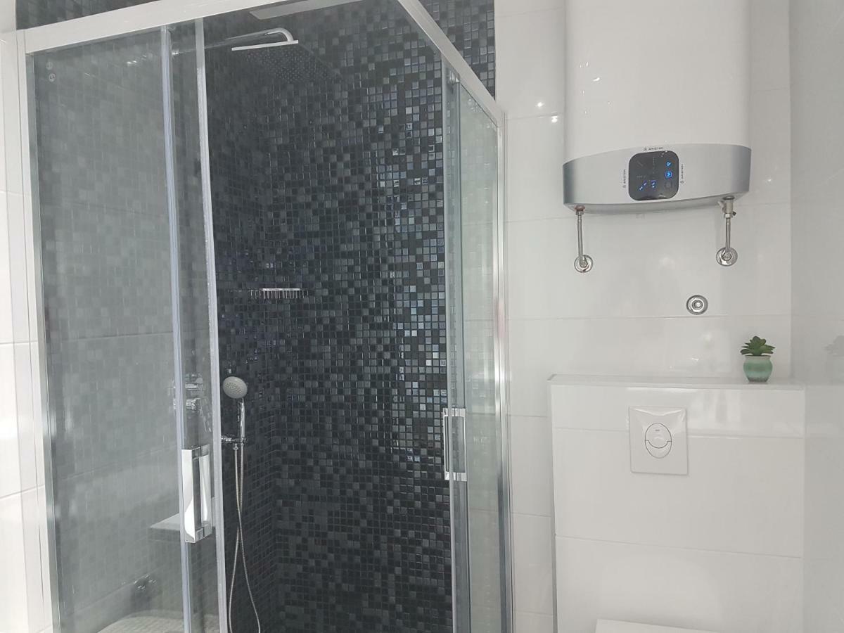 Palladium City Center Apartments マカルスカ エクステリア 写真